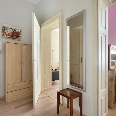 Residenz: Spacious For Groups Up To 6 Apartment Dresden