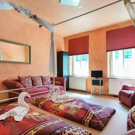 Apartment Residenz: Spacious For Groups Up To 6 Dresden