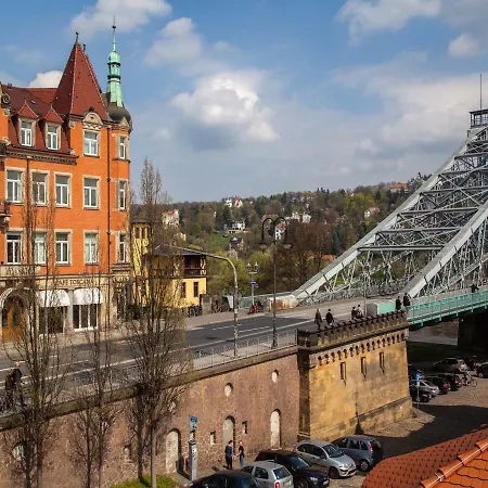 Am Schillerplatz Hotel Dresden