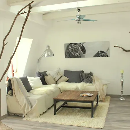 Loft Im Turmhaus Am Weissen Hirsch Dresden