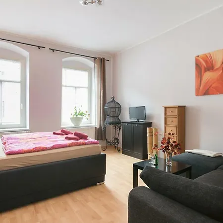 Apartment Residenz: Spacious For Groups Up To 6