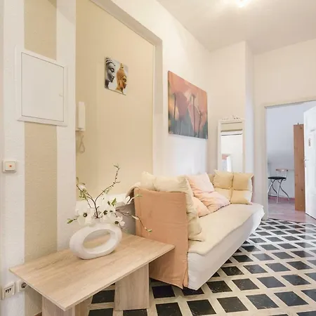 Apartment Residenz: Spacious For Groups Up To 6