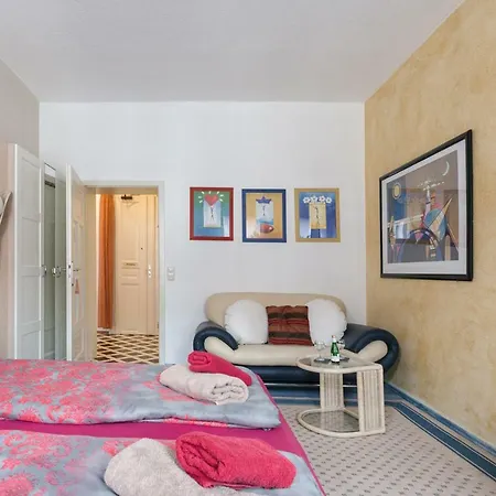 Residenz: Spacious For Groups Up To 6 Apartment Dresden