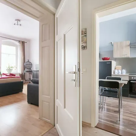 Apartment Residenz: Spacious For Groups Up To 6 *
