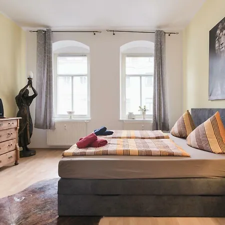 Apartment Residenz: Spacious For Groups Up To 6 *