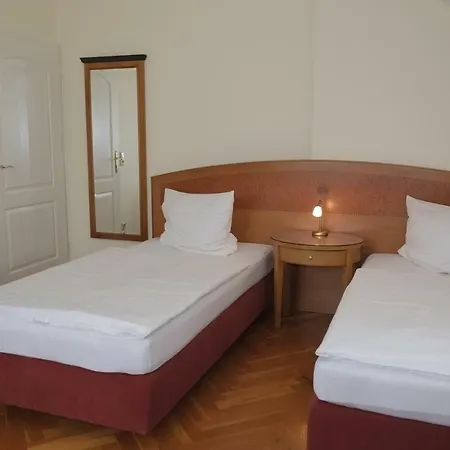 Gaestewohnung Elstroem * Dresden
