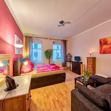 Residenz: Spacious For Groups Up To 6 * Dresden