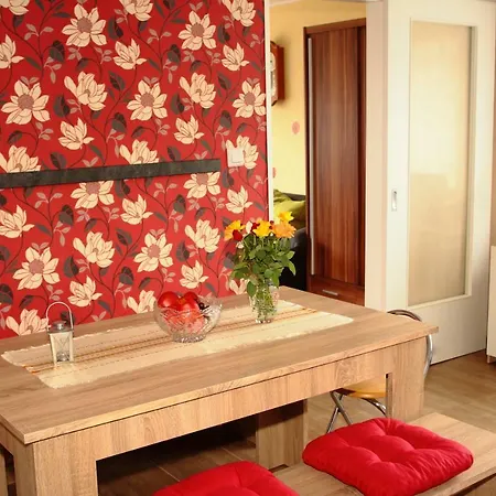 Grossmann Apartment *
