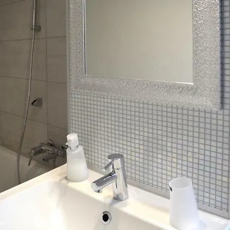 F2 - Am Alten Elbarm - Laubegast Apartment *