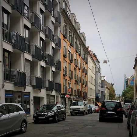 Louisenstrasse 31 *