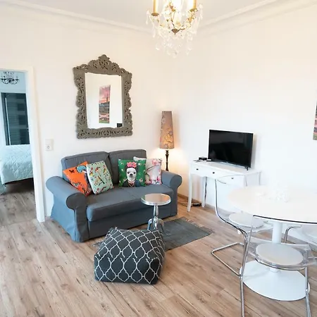 Golding - Flat 1 * Dresda
