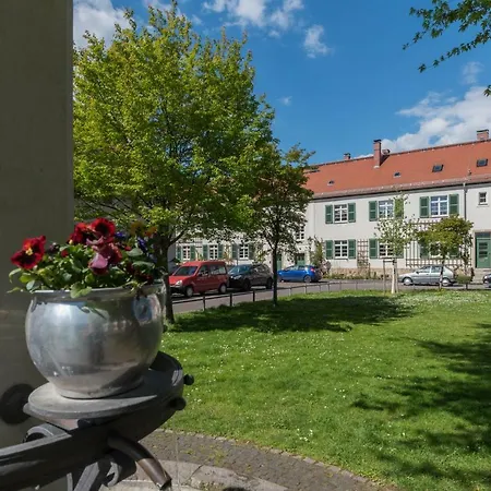 Zentrale Ferienwohnung In Gruna Im Dg Dresden