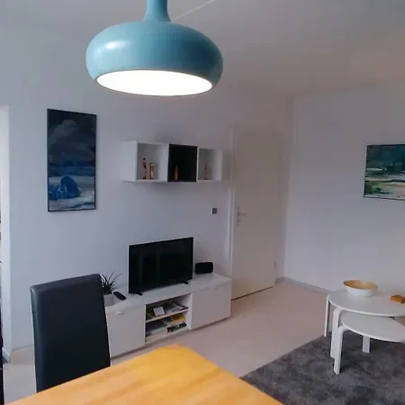 F3 - Gemütlich Mit Kunst Apartment *