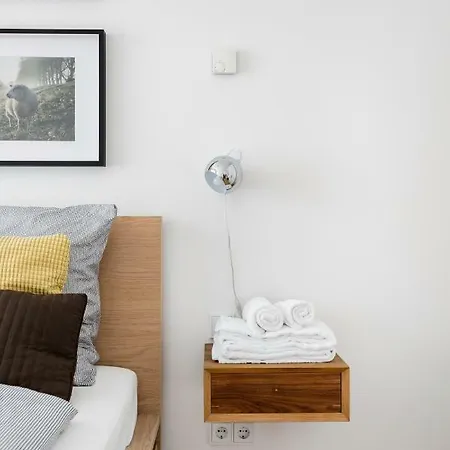 Modern Living In Neustadt Apartment *