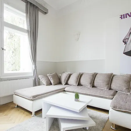 Limehome Antonstrasse Apartahotel