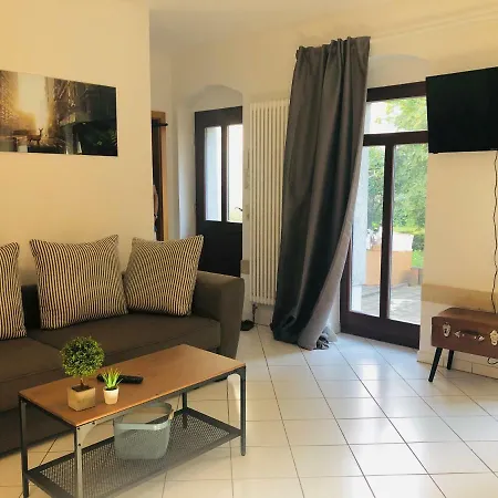 Apartment Mit Terrasse In Zwingernaehe - Hilger *