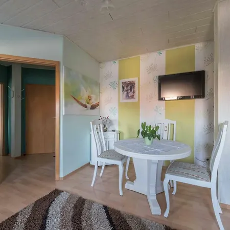 Zentrale Ferienwohnung In Gruna Im Dg Dresden