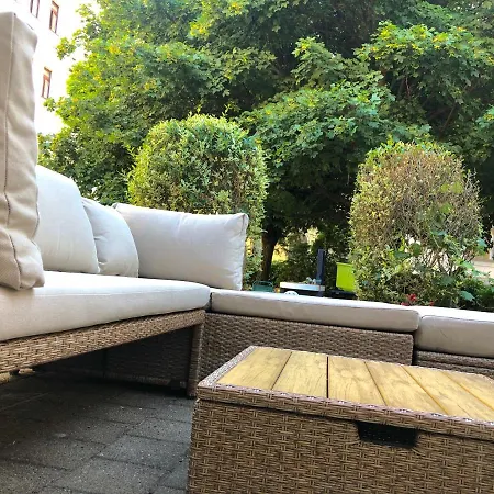 Mit Terrasse In Zwingernaehe - Hilger * Dresden
