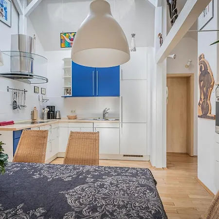 Sillack Apartment