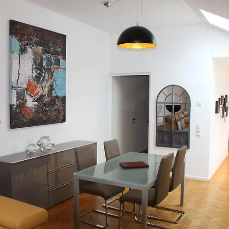 Otel Heinrich Schuetz Residenz