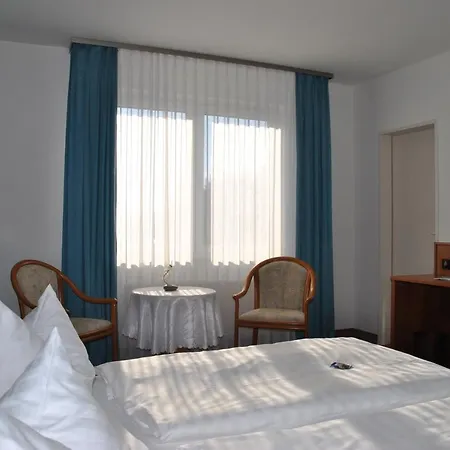 Pesterwitzer Siegel 3* Freital