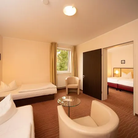 Bergwirtschaft Wilder Mann Und Restaurant 4* Dresden