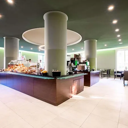 Hotel Quality Hotel, Star Premium 3*