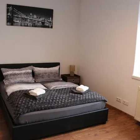 Zentralgelegene 4-raum Bis 8 Pers. Apartment