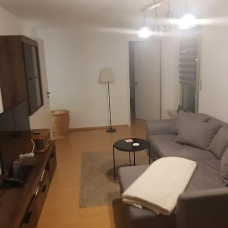 Gemutliche In Neustadt / Alaunpark Apartment