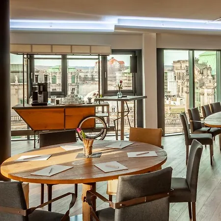 Staycity Centre 公寓式酒店 4*