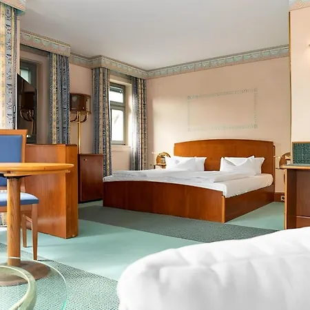 Am Blauen Wunder Hotel 3*