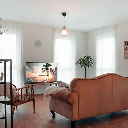 Apartment Modern 2 R-apartment/netflix/fitness/billiard *