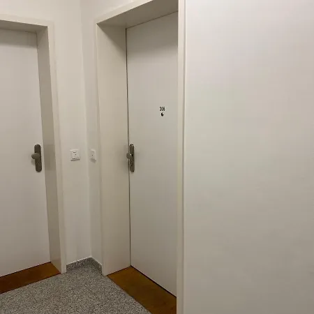 Apartment Fewo Am Zwinger 2 Dresden