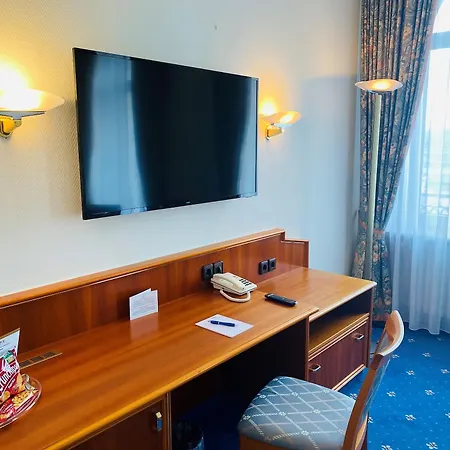 Bayerischer Hof Hotel Dresden