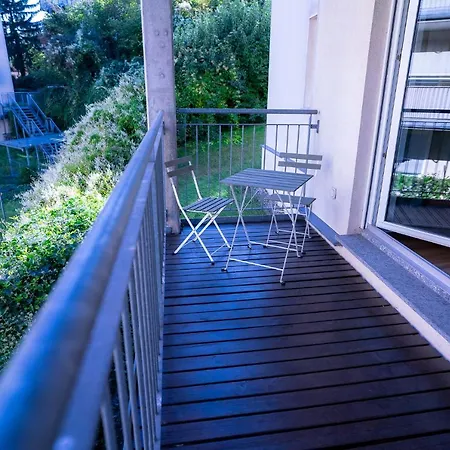 Design - Balkon - Induktionskochfeld - Zentral Apartment Dresden