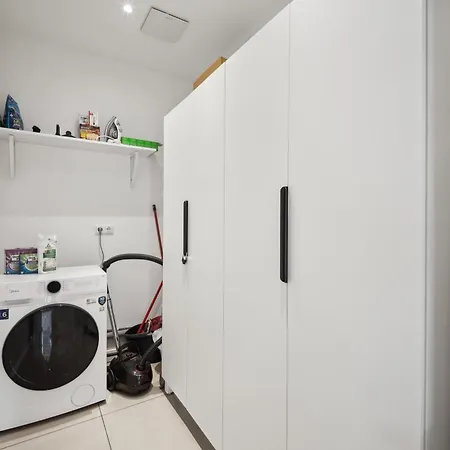Wiener Palais Am Grossen Garten, Arbeitsplatz, Familie, 7 Pers, Smart-tv * 드레스덴