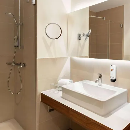 Hotel Amedia Plaza Dresden, Trademark Collection By Wyndham 4*