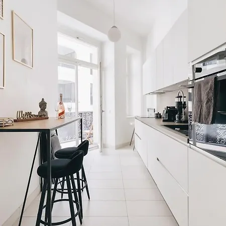 Tip! Design-apartment In Toplage 75qm In Szeneviertel * 德累斯顿