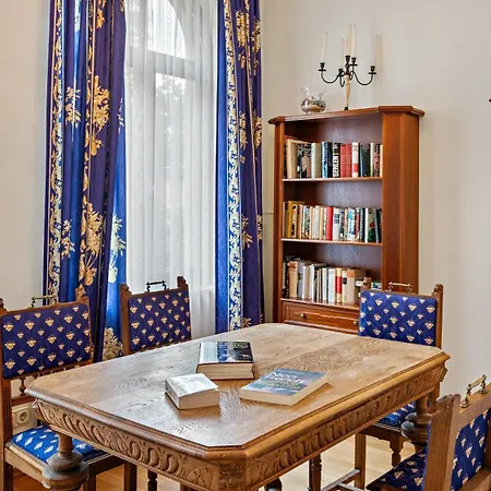 Hotel Bayerischer Hof 4*