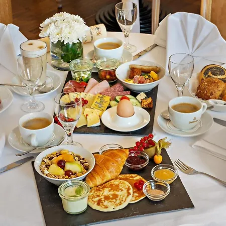 Bayerischer Hof 4* Dresden