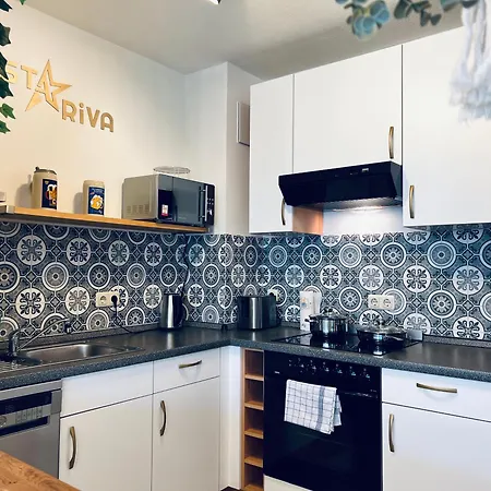 Stariva - Terrasse Ueber - Kaffeemachine - Netflix - Playstation - Brettspiele Apartment Dresden