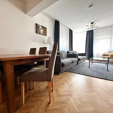 Appartamento Familienapartment Muenzgasse Mit Blick Zur Frauenkirche *