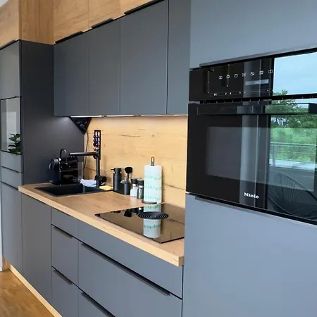 Aryve Boutique-apartment Dresdner Penthouse Mit Dachterrasse - Tiefgaragenstellplaetze - Design-interieur Appartamento