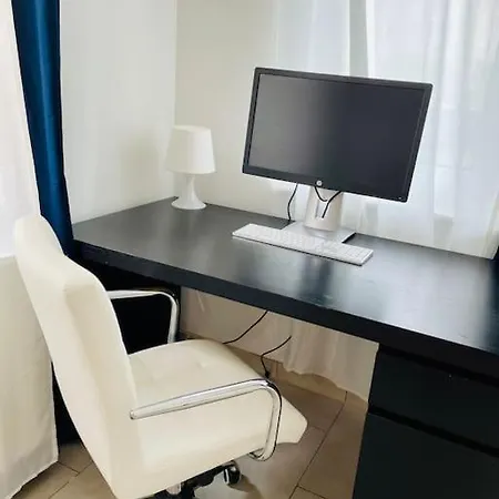 Apartamento Studio-apartment Mit Balkon *