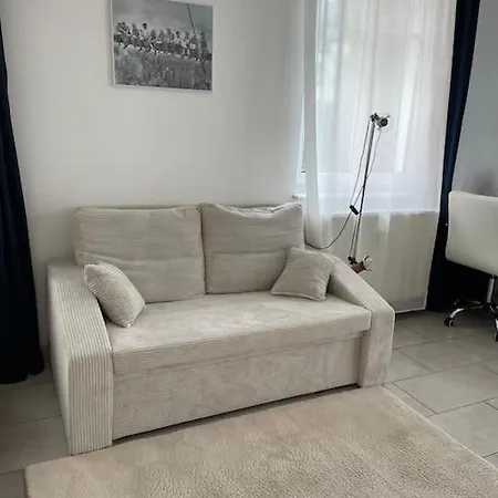 Studio-apartment Mit Balkon Apartamento