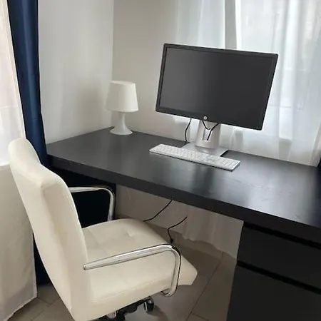 Studio-apartment Mit Balkon Apartamento Dresden