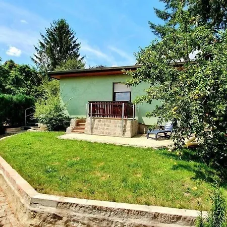 In Lockwitz Mit Grill Holiday home Dresden