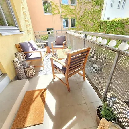 Lejlighed Two In Neustadt With Balcony Dresden