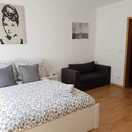Neustadt & Parking Apartamento Dresde