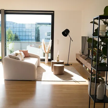 Moderne Mit Grosszuegigen 100qm In Der Dresdner Altstadt Apartamento *